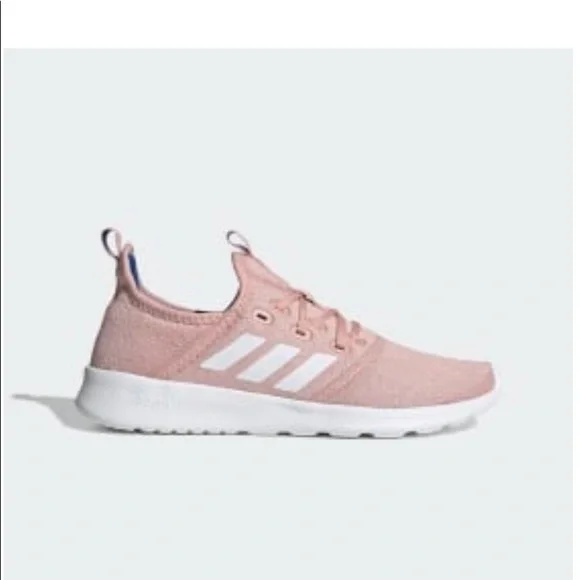 Adidas tennies! - Picture 1 of 1